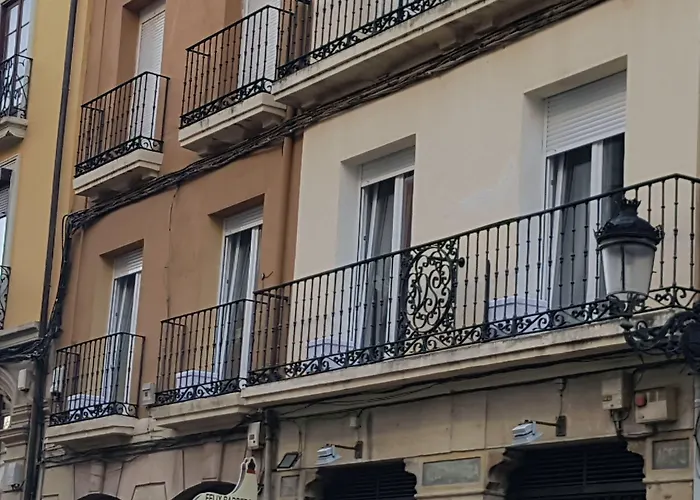 Hostal Puente de Hierro Logroño